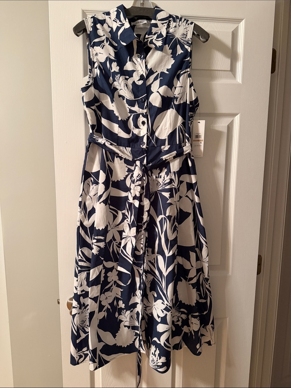 Sleeveless Calvin Klein Navy and White Floral summer Dress with Tie Waist size12